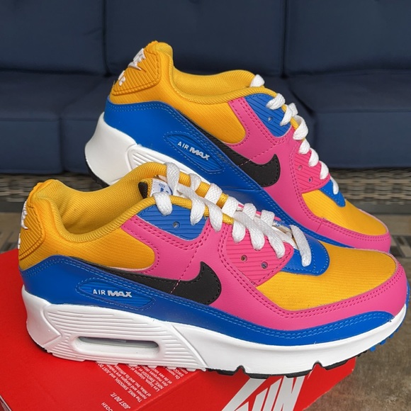 NIKE AIR MAX 90 WMNS - Picture 9 of 16